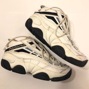 Vintage 1997 Fila Tennis Shoes